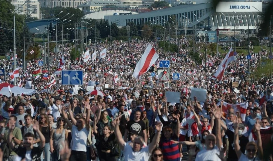 Стотина души са осъдени в Беларус за участие в антиправителствените протести