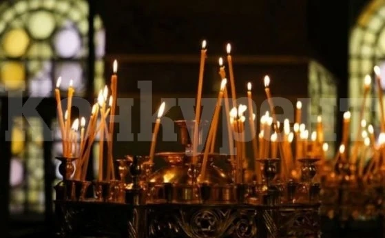 Гърция посрещна Възкресение Христово по-рано заради COVID-19