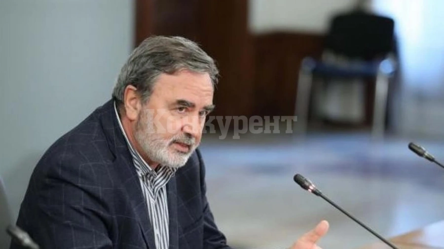 Доц. Кунчев: Очаква се през юни зелените паспорти да са факт в целия ЕС