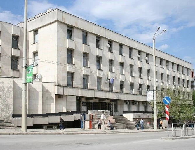 Съдят попски брат, убил жена преди 5 г. и скрил трупа в клозет