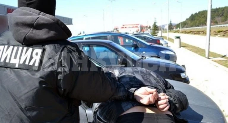 Граничари от Видин „заковаха“ мъж, опитал да гръмне жена си