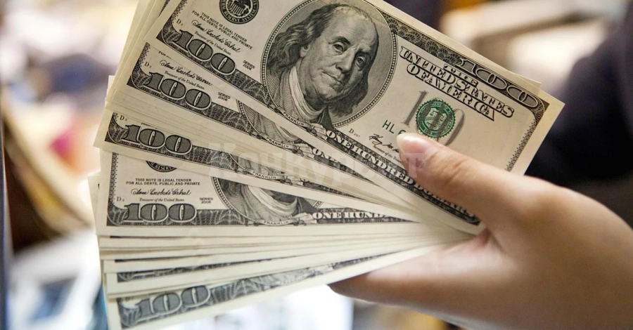 960 000 чека с помощи до $1 400 са изпратени на семейства в нужда