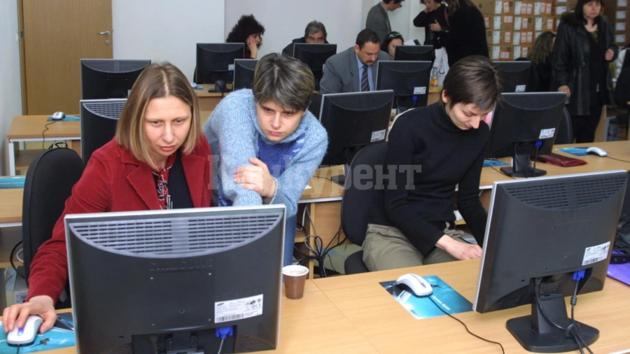 Назначават ударно психолози в училища и градини през лятото
