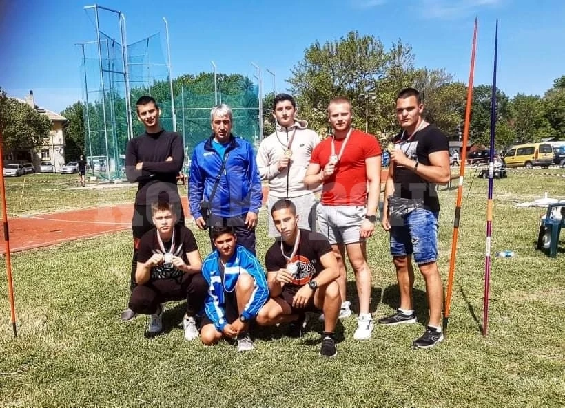 Куп медали за СК Мизия на копие в Балчик