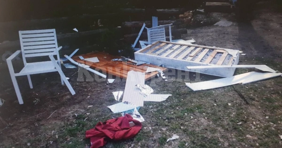 Потрошиха и опитаха да запалят вила край Лом