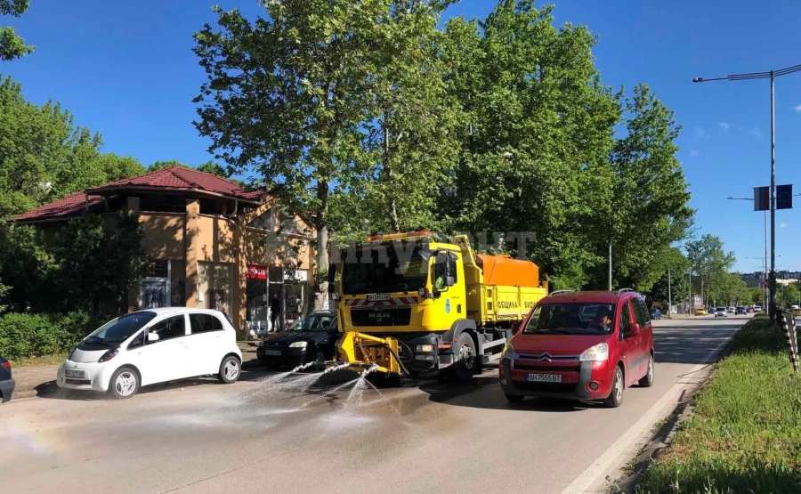 Започна миенето на улици във Видин