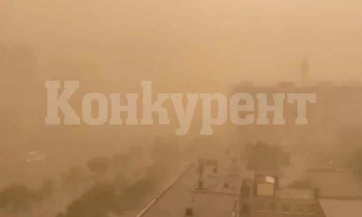 Мощна пясъчна буря удари Русия и всичко стана като на Марс