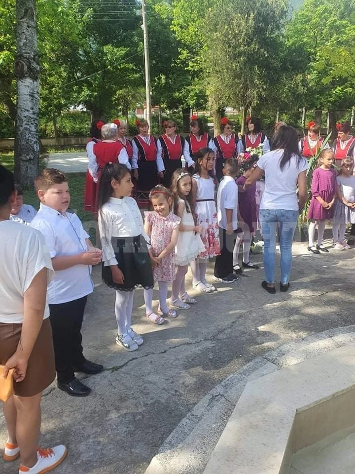 В Бели извор празнуваха 24 май