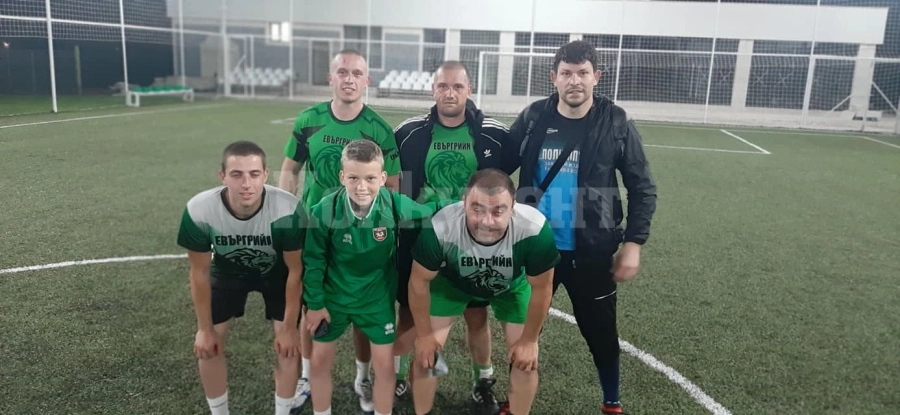 Евъргрийн надви фаворит в „Б” групата