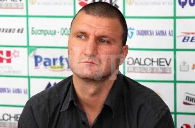 Лаптопа щял да връща Монтана в елита