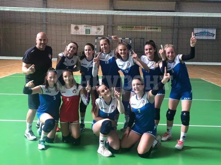 Тони Спорт се класира директно за финали по волейбол