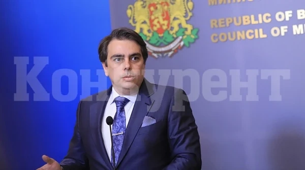 Нова Covid мярка – учители и ученици на почивка без пари