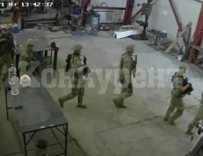 Проверяват нахлуването на натовски военни в цеха до Чешнегирово