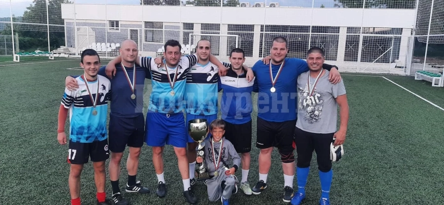 Далекс Бикоборец е шампионът на „В” група
