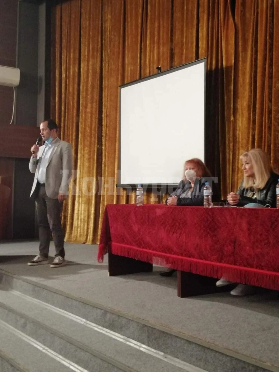 Малина Николова предаде щафетата в ГЕРБ на Калин Каменов