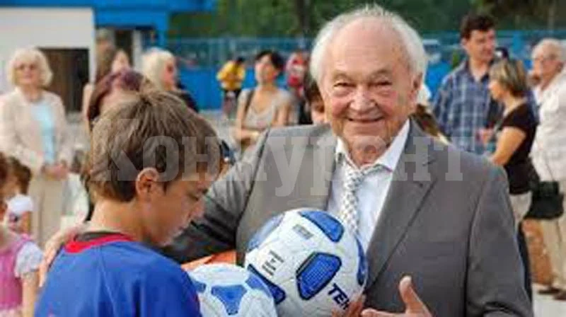 Площад в Монтана ще носи името на Кирил Маринов