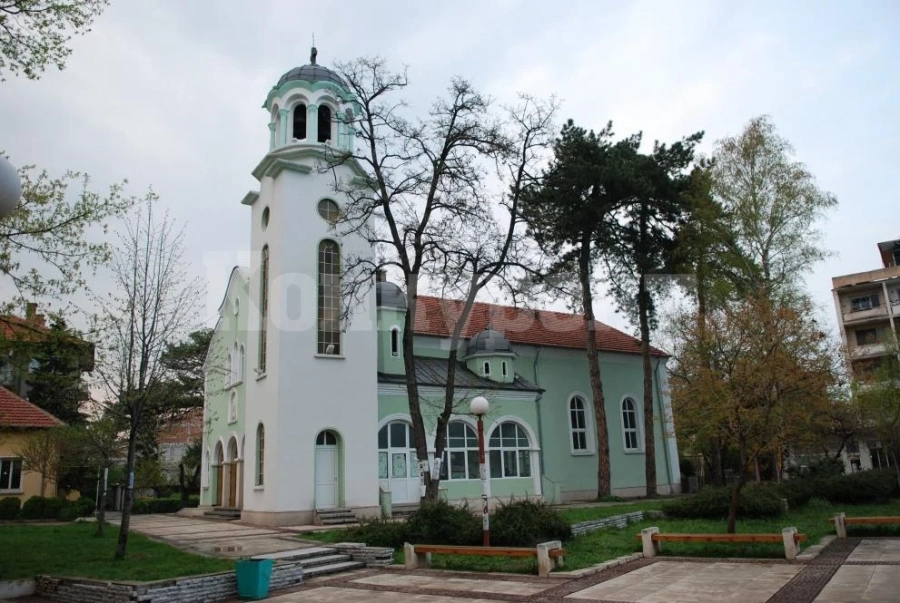 Арестуваха безбожника, обрал черквата в Монтана