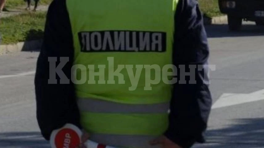 Заловиха дядо да върти волана на нередовно „Рено“