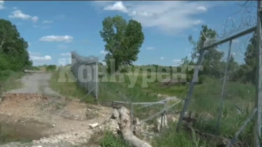 Ремонтират оградата на границата с Турция