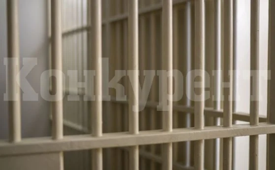 Заловиха двама хлапаци, разбивали машини за кафе във Враца