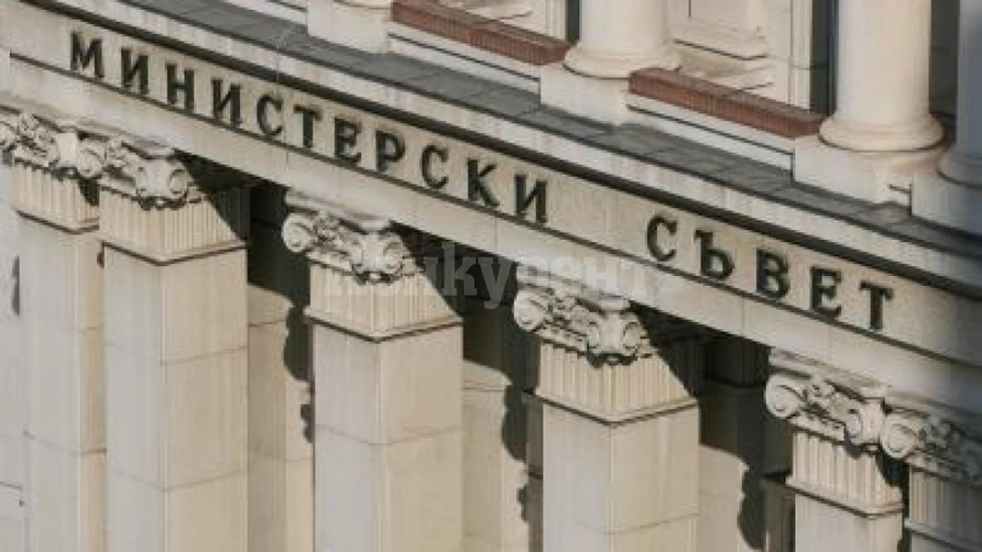 Сменят и шефа на разузнаването