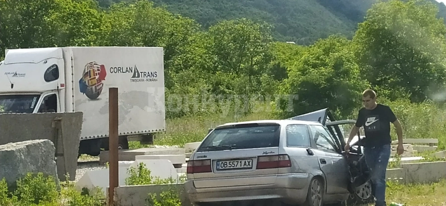 Тежка катастрофа на Е-79 затапи трафика край Враца СНИМКИ