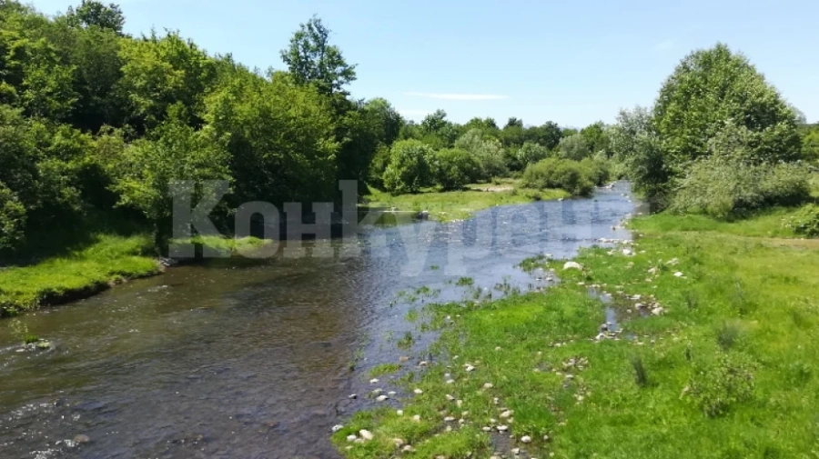 Зелено училище край река Ботуня до Вършец