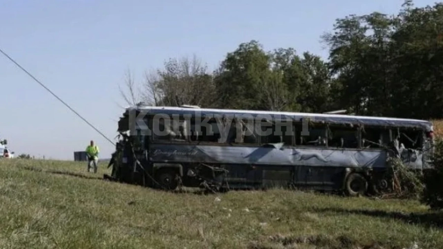 Ад на пътя: 27 души загинаха в автобусна катастрофа в Перу