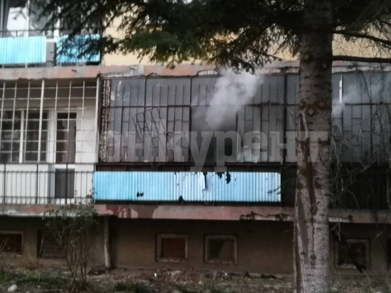 Разсеяна домакиня забрави котлона си включен, подпали балкон