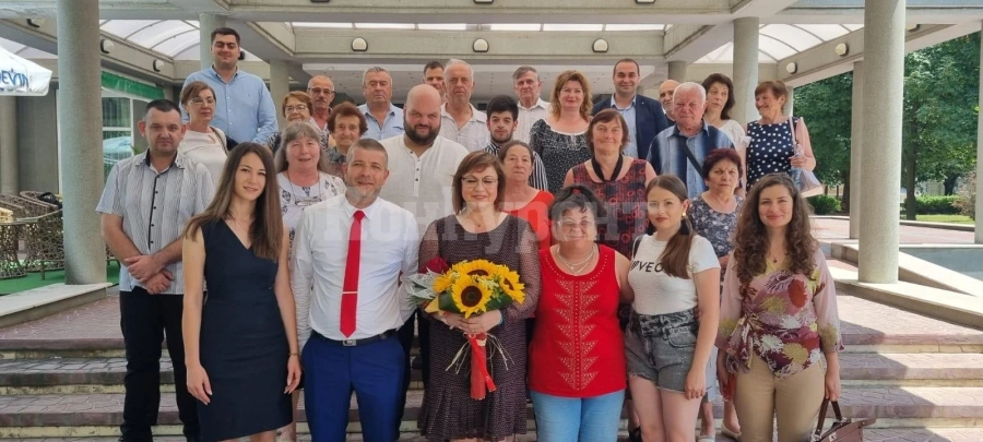 Нинова от Севлиево: Трябва ни ударно увеличение на доходите