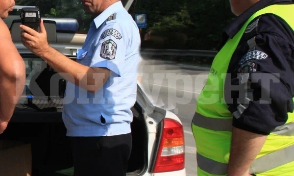 Заловиха мъртво пиян зад волана на Пасат