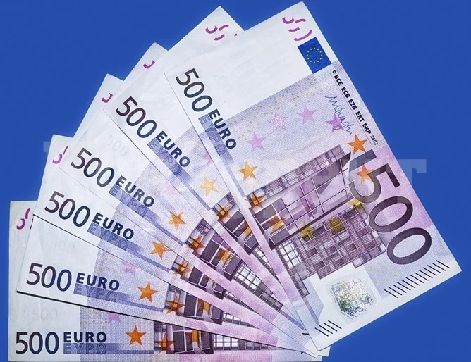 Германка заподозряна в кражба на 8 милиона евро от инкасо фирма