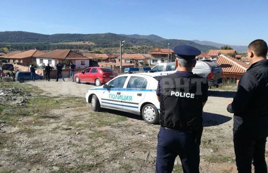 Като на война! Ченгетата нахлуха в къщата на софиянец във Врачанско и откриха…