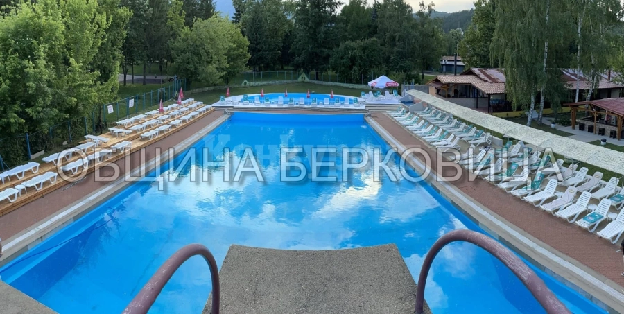 Отвориха басейна в Берковица