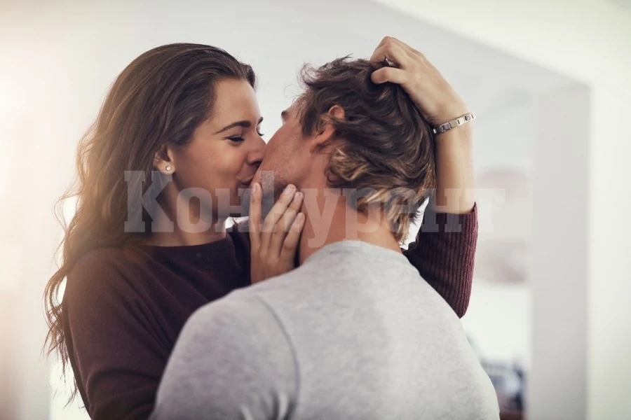 7 типа целувки, по които мъжете са луди