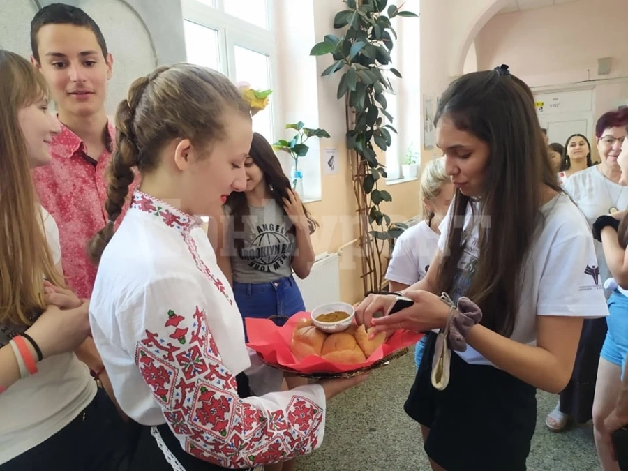 СУ „Козма Тричков“ посрещна гости от Димитровград и Пазарджик