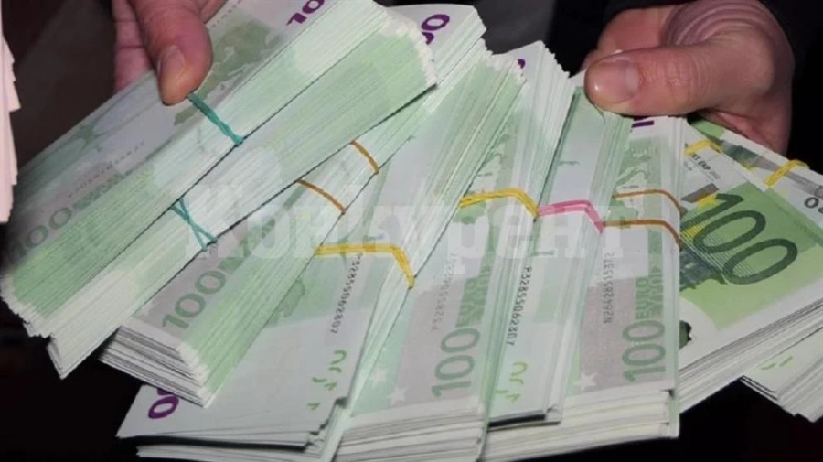 Раздават фалшиви заеми от името на чужди банки
