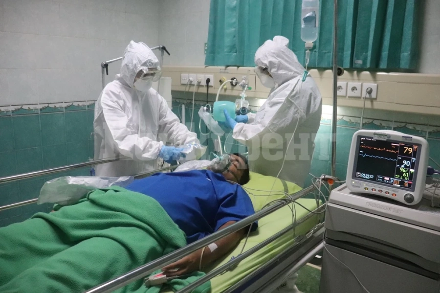 Учени: Преболедувалите леко Ковид-19 имат антитела до една година