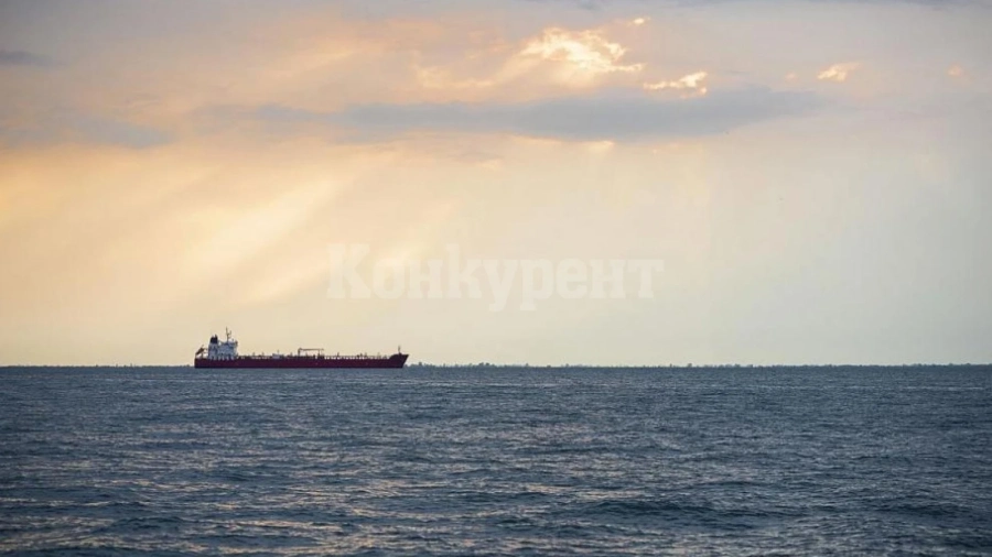 УЖАС: Епидемичен взрив от COVID-19 на кораб на пристанище Бургас