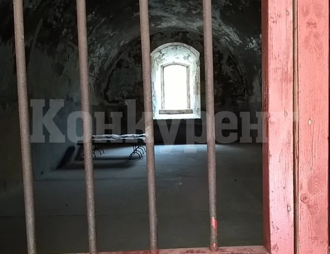 Петима в ареста след масово сбиване край Карлово