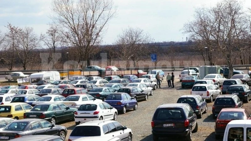 Ето кой град е първенец в страната по най-много автомобили
