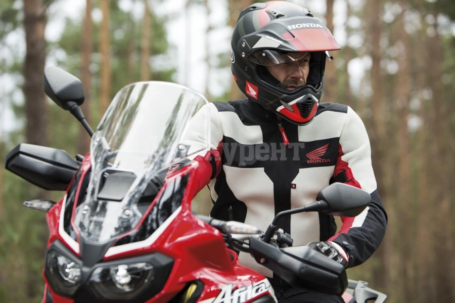 Хванаха моторист без книжка на нередовна HONDA