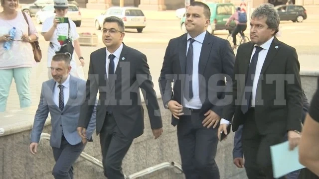 ИТН: Време е някой да изхвърли боклука