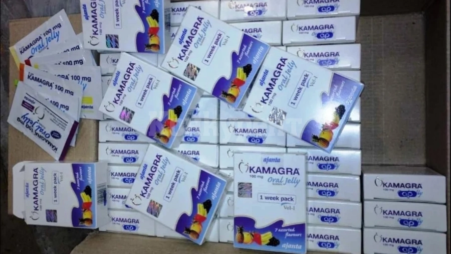 Тираджия кара контрабандно илачи за полова мощ за 86 400 лева