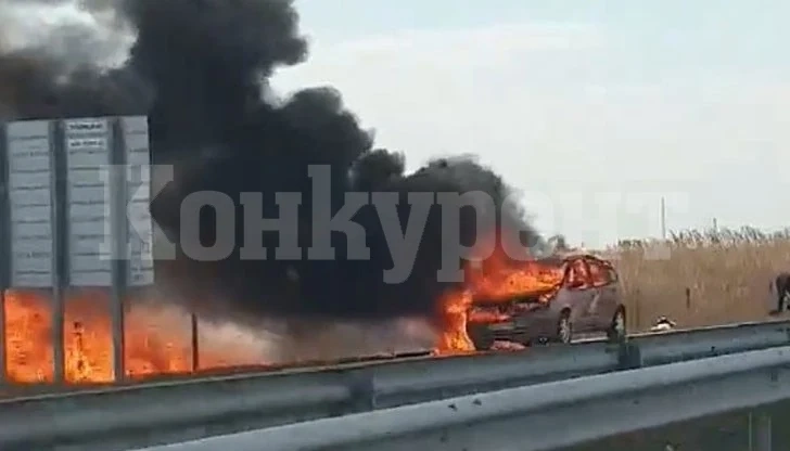 Автомобил изгоря в стърнище край Бяла Слатина