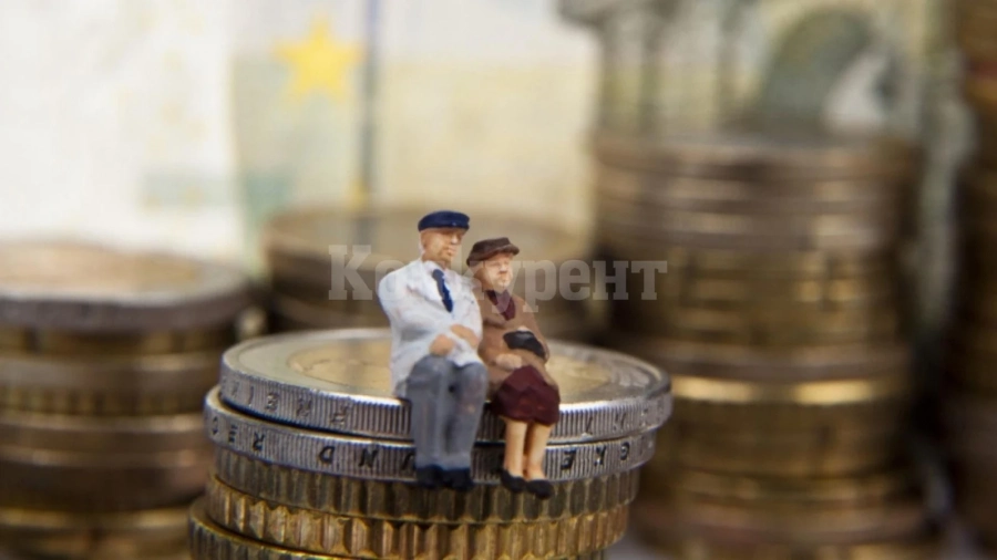 Колко българи имат запор на парите за старост