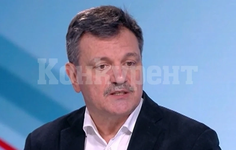 Д-р Симидчиев: Учебната година трябва да започне дистанционно