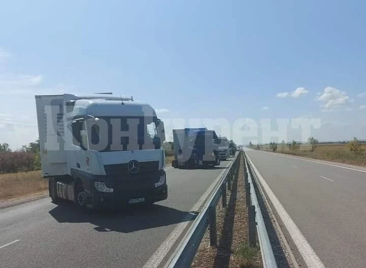 Тираджии блокираха пътя към Дунав мост 2, но бързо им набиха канчетата и...