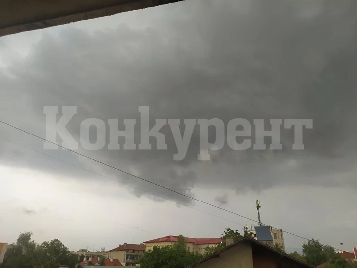 Meteo Balkans: Времето се разваля! Ето къде удрят бури със страшна сила СНИМКИ