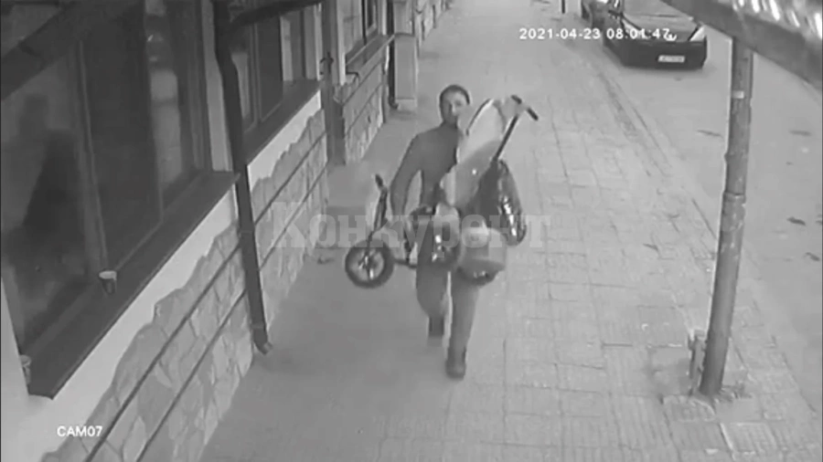 Крадец ще лежи 10 месеца за открадната триколка на дете с увреждане